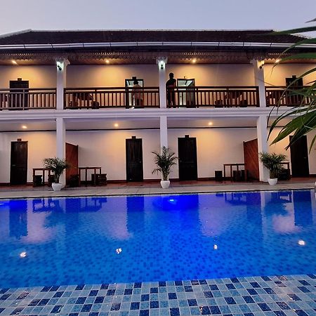 Luang Prabang Pavilion Hotel & Travel Exterior photo