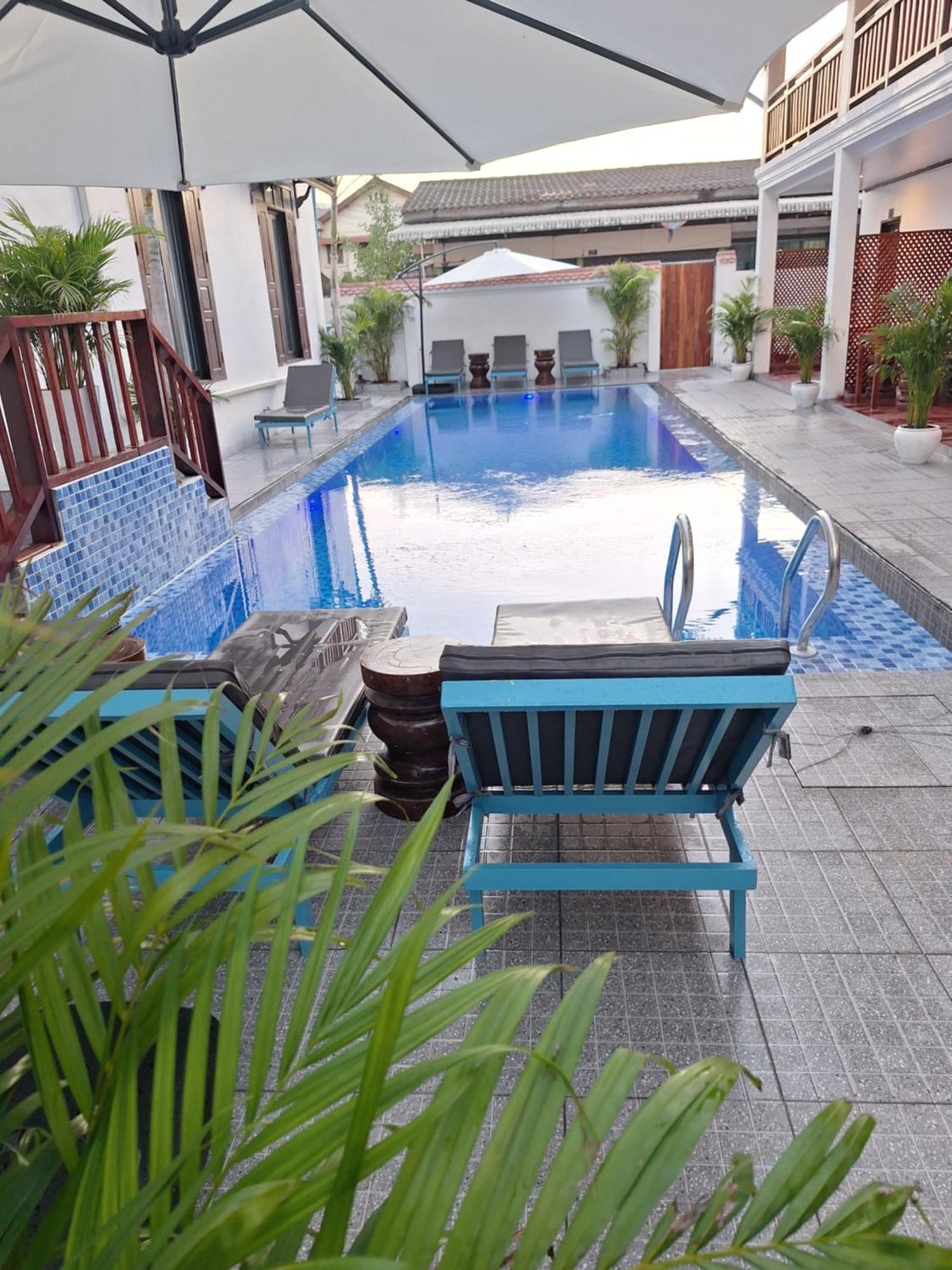 Luang Prabang Pavilion Hotel & Travel Exterior photo