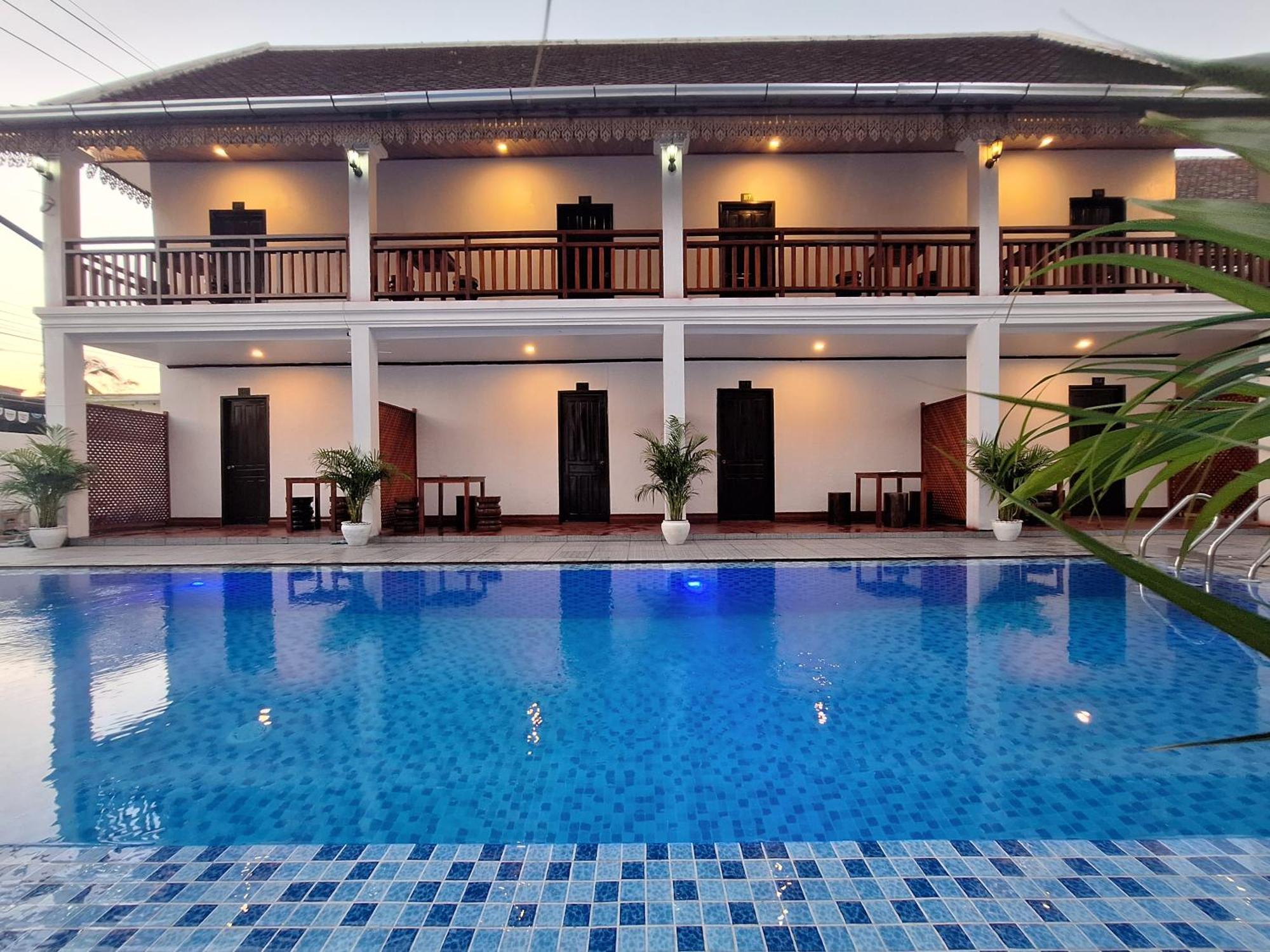 Luang Prabang Pavilion Hotel & Travel Exterior photo