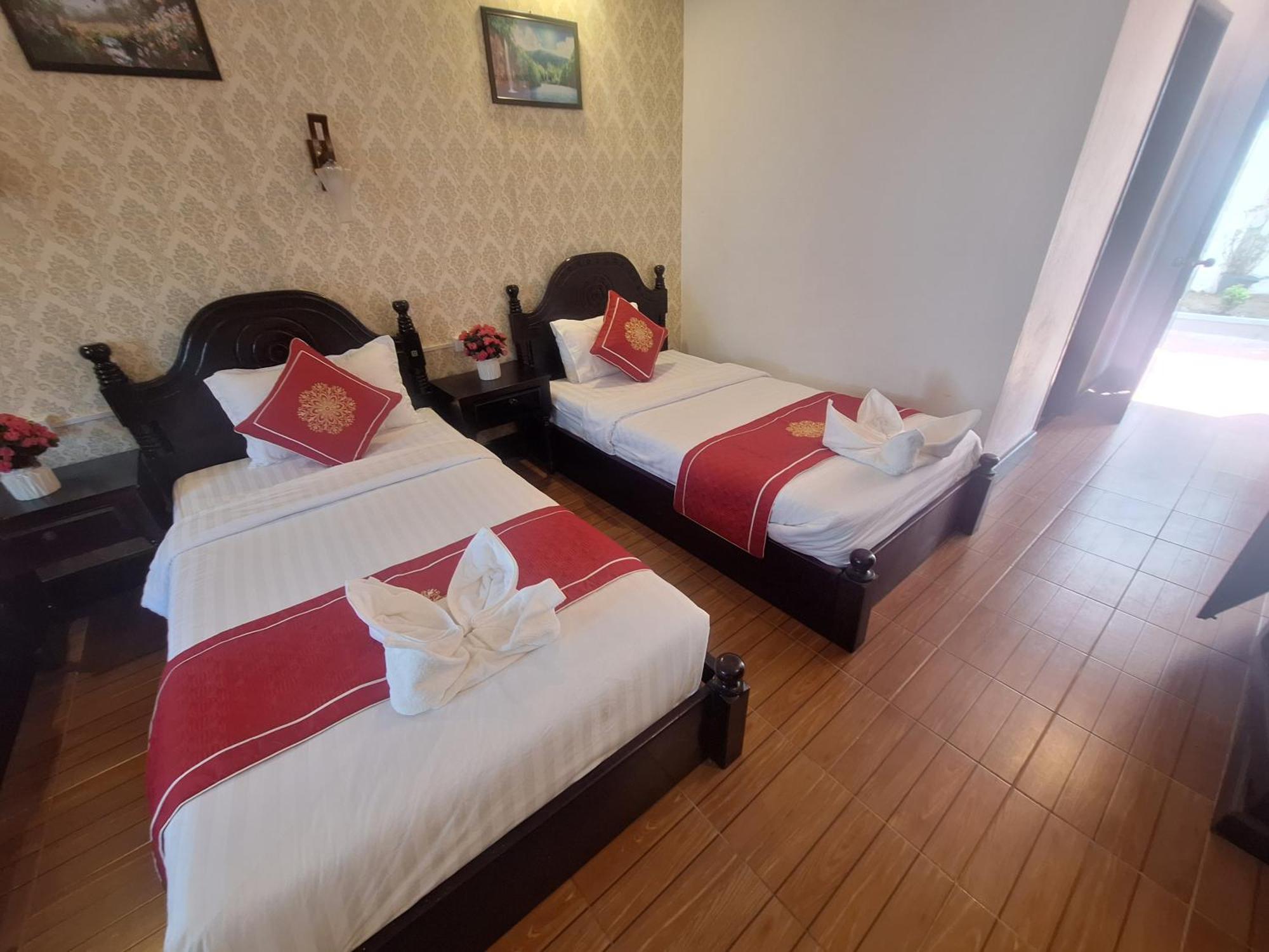 Luang Prabang Pavilion Hotel & Travel Exterior photo