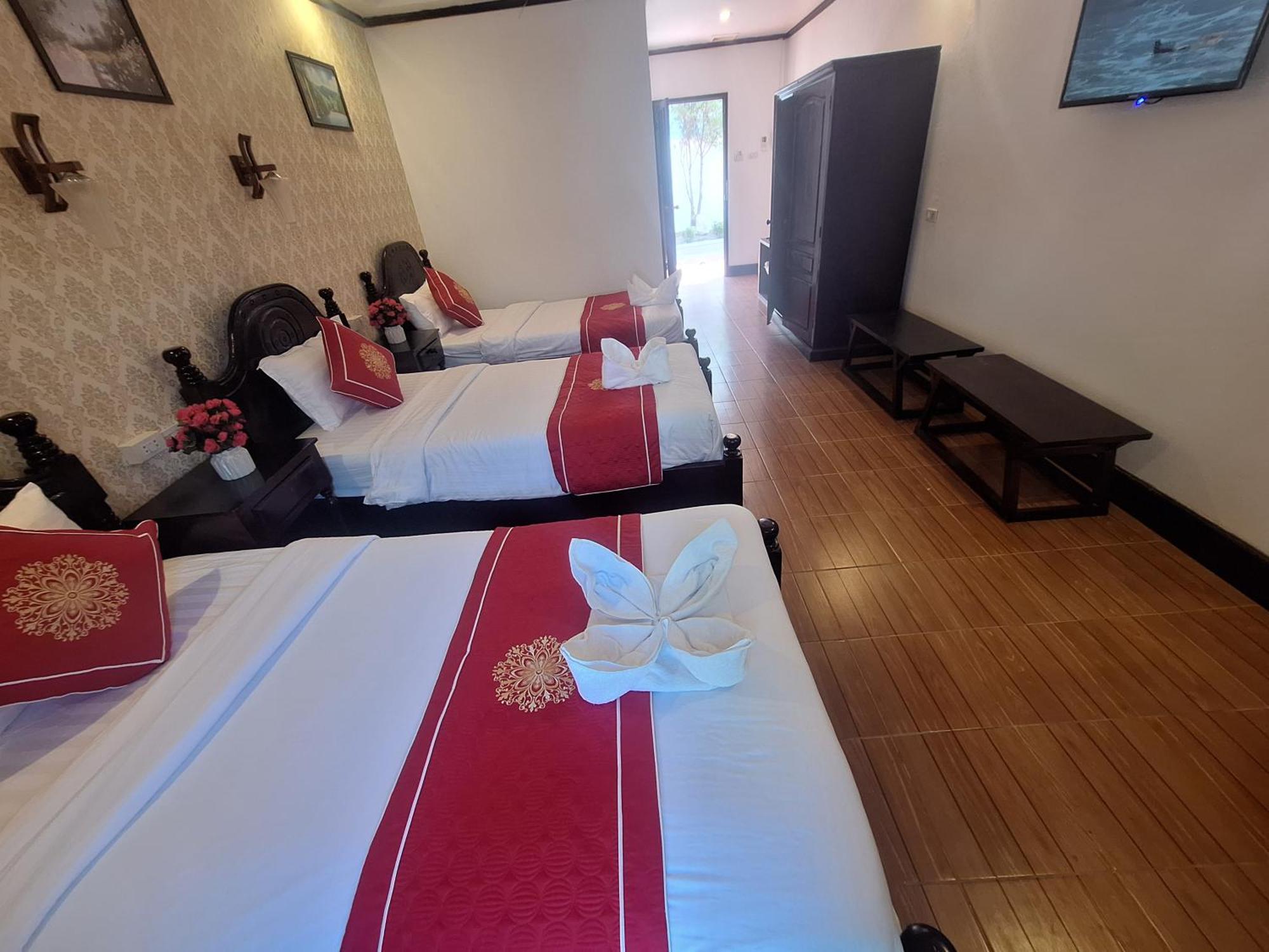Luang Prabang Pavilion Hotel & Travel Exterior photo