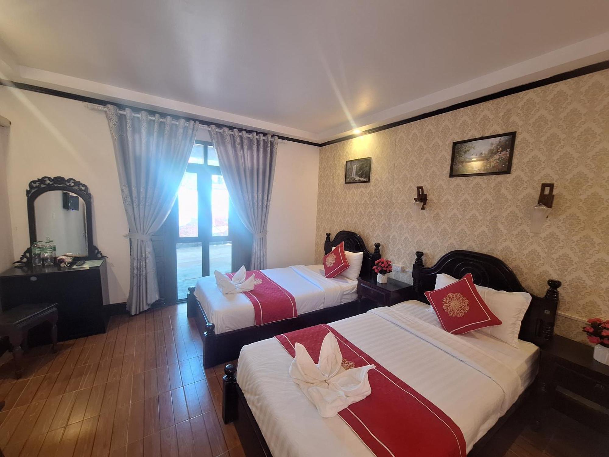 Luang Prabang Pavilion Hotel & Travel Exterior photo