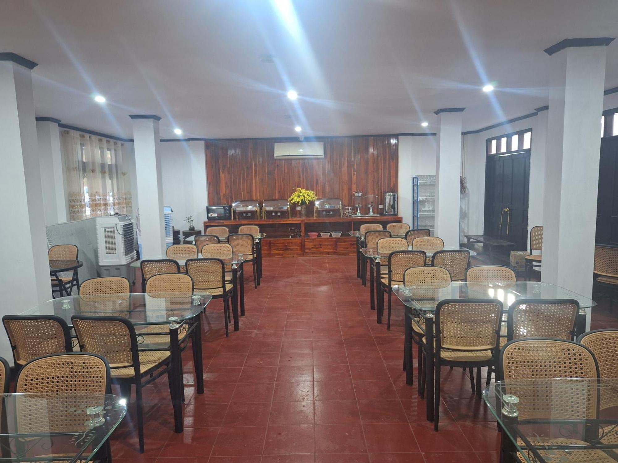 Luang Prabang Pavilion Hotel & Travel Exterior photo